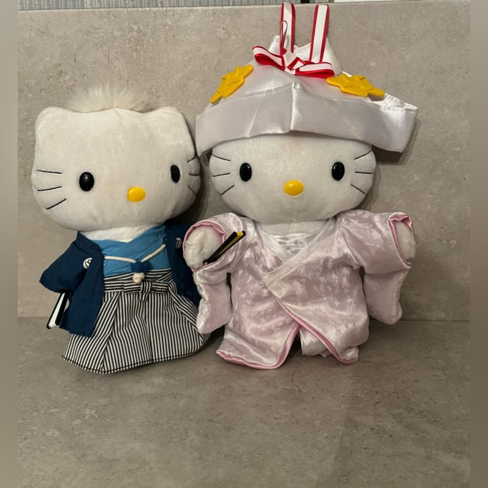 Daniel & Hello Kitty X McDonald's Japanese Wedding Plush Doll Set